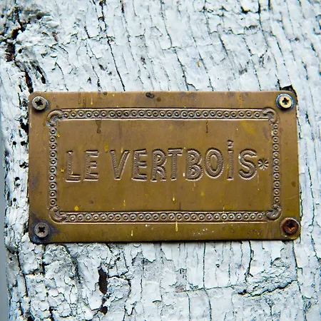 לינה וארוחת בוקר Domaine Du Vertbois
